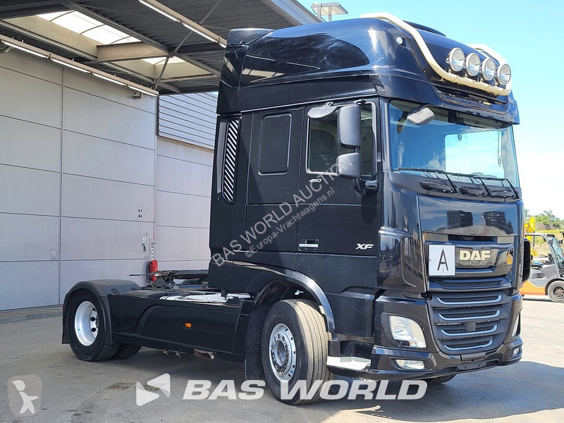 Tracteur DAF 450