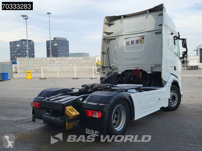 Trekker DAF XF  4X2 Retarder 2x Tanks...