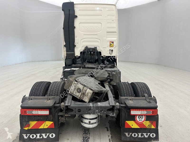 Cabeza tractora Volvo FH 460 Globetrotter - ADR