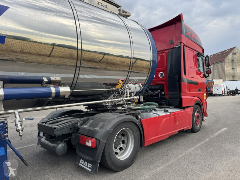 Cabeza tractora DAF