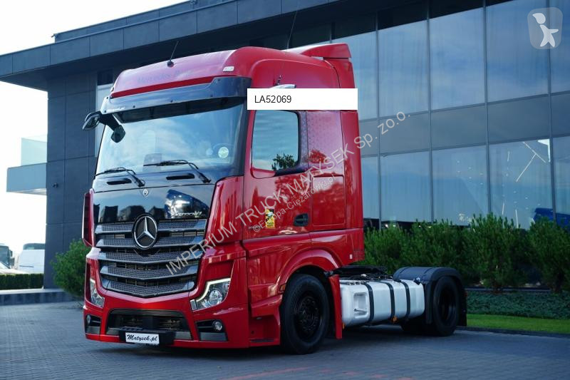Тягач Mercedes ACTROS 1845