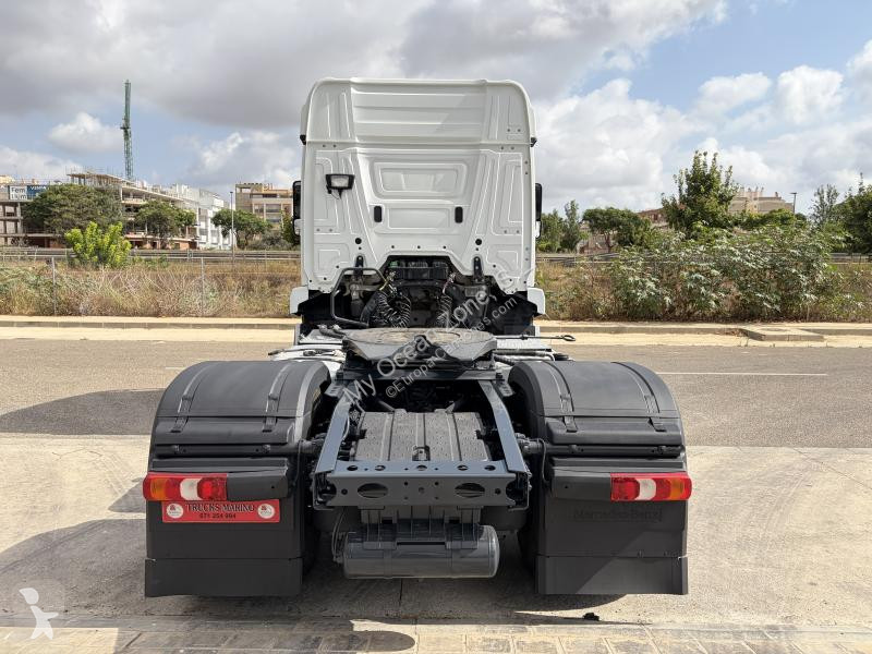 Cabeza tractora Mercedes 1846