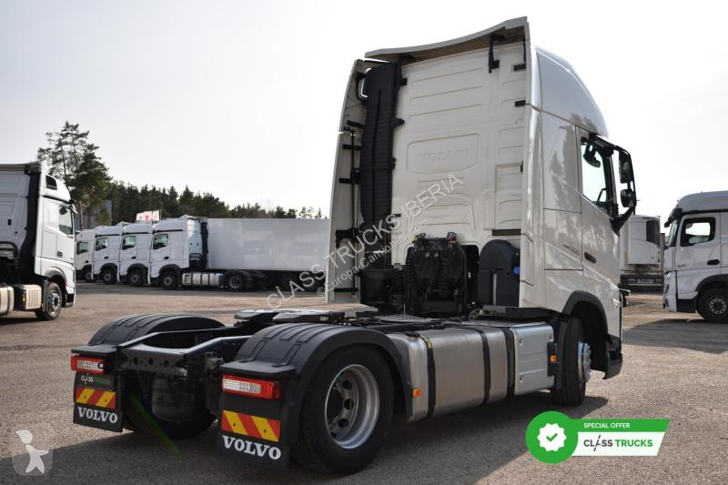 Cabeza tractora Volvo 500 Globetrotter XL Varios
