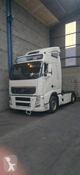 Cabeza tractora Volvo