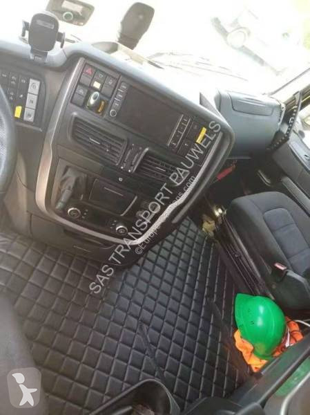 Cabeza tractora Iveco