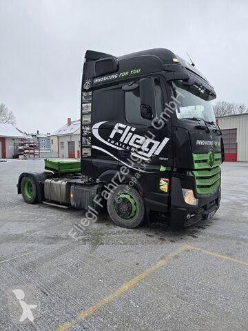 Cabeza tractora Mercedes 1851 LSnRL