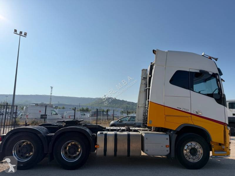 Cabeza tractora Volvo 750