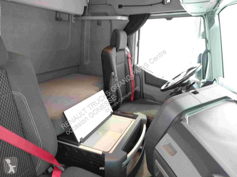 Cabeza tractora Renault 520