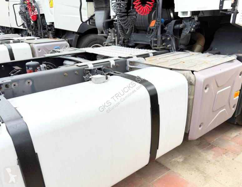 Cabeza tractora Renault 480
