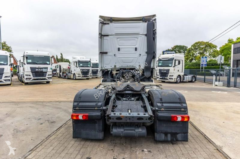 Cabeza tractora Mercedes 1848 LS