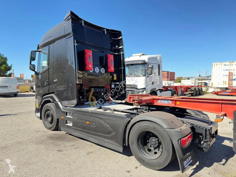 Cabeza tractora DAF 530