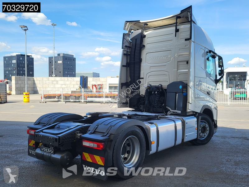 Tahač Volvo 460  4X2 Retarder 2x Tanks 90% Tyres!