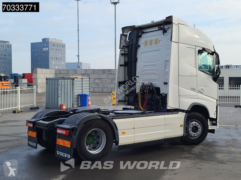 Tahač Volvo 500  4X2 Hydraulic Navi