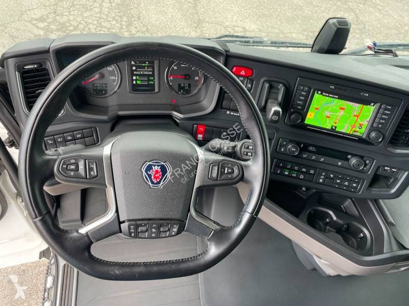 Cabeza tractora Scania 560