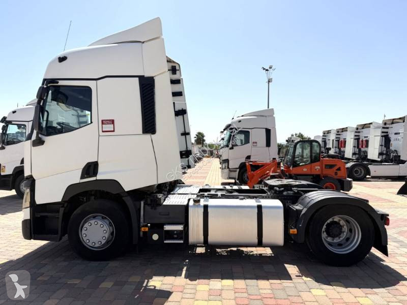 Cabeza tractora Renault 460
