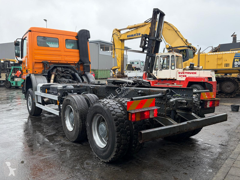 Tahač Mercedes 3341 MP2 Heavy Duty Truck 6x6...