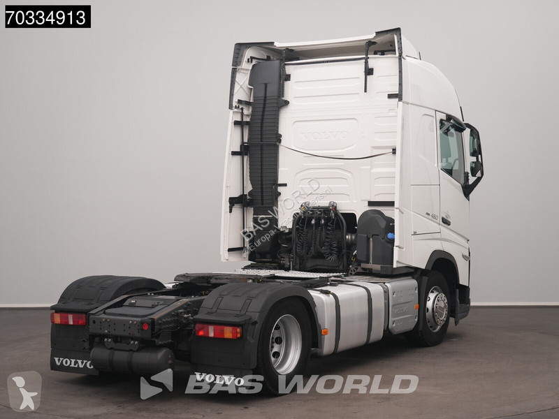 Tahač Volvo FH 460 4X2 Globe APK 08-2027 2x...