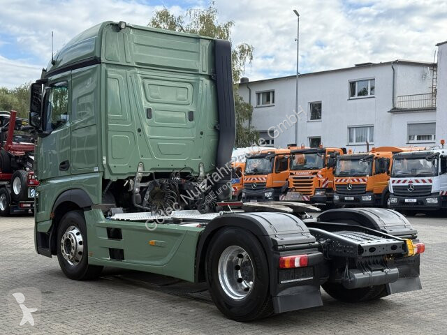 Tahač Mercedes Actros 1851 4x2 Euro 6 SZM...