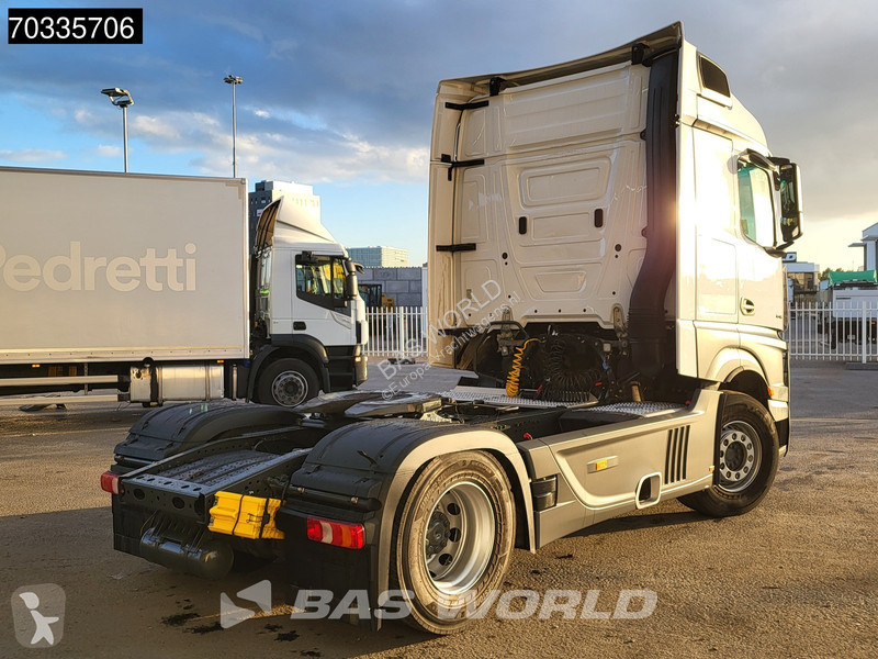 Cabeza tractora Mercedes 1845 4X2 StreamSpace...