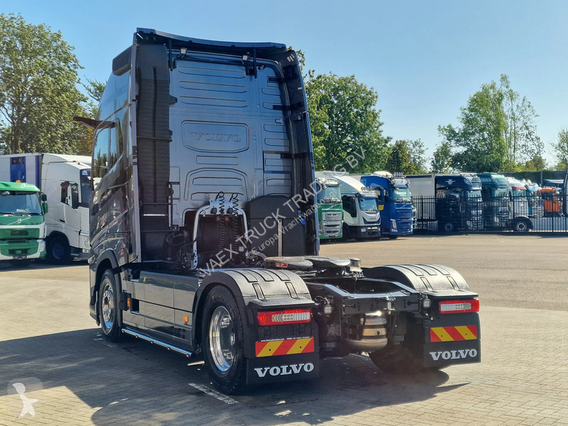 Nyergesvontató Volvo 16780 Globetrotter XL Aero...