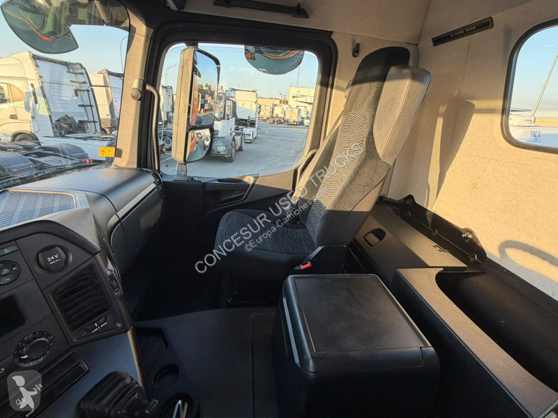 Cabeza tractora Mercedes  1842LS