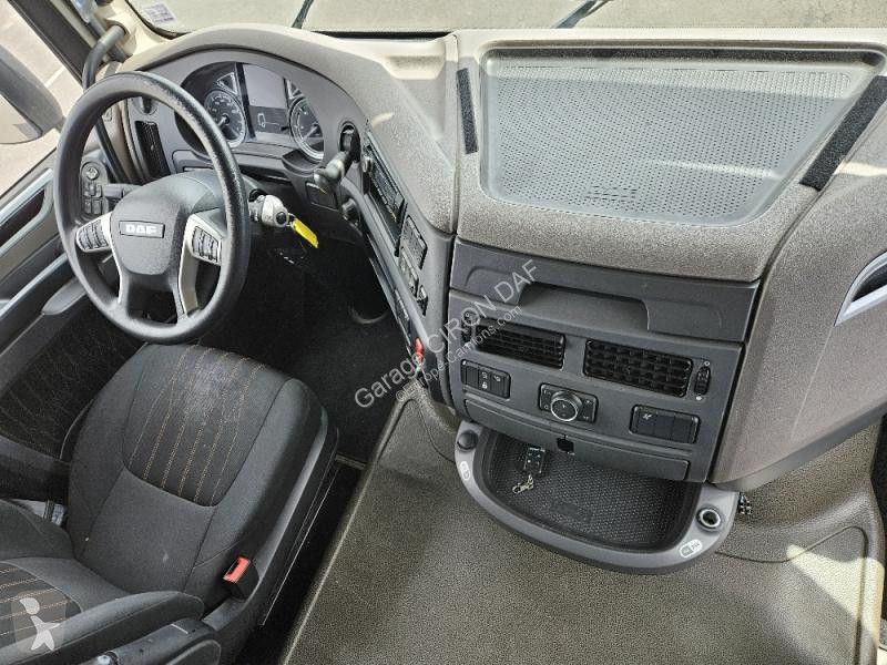 Nyergesvontató DAF 450