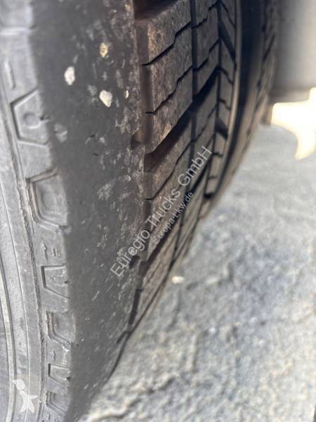 Cabeza tractora Mercedes 1843 LS