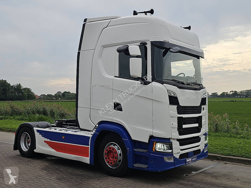 Cabeza tractora Scania 450