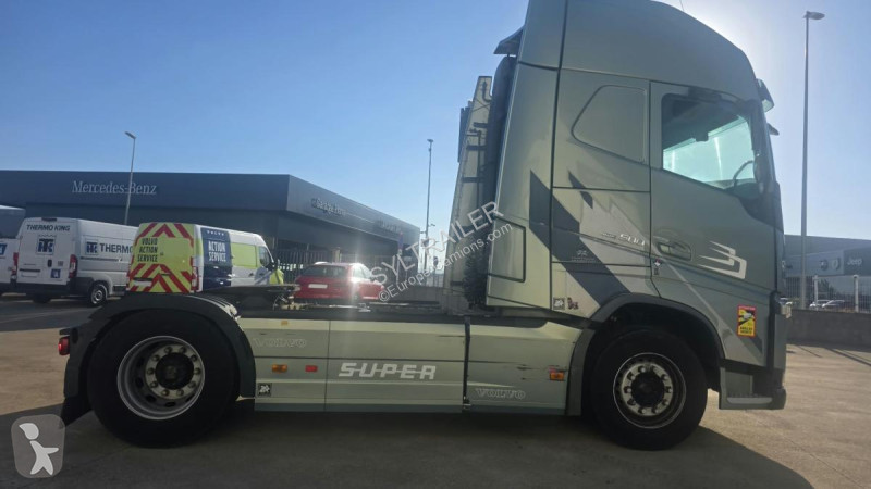 Cabeza tractora Volvo 500