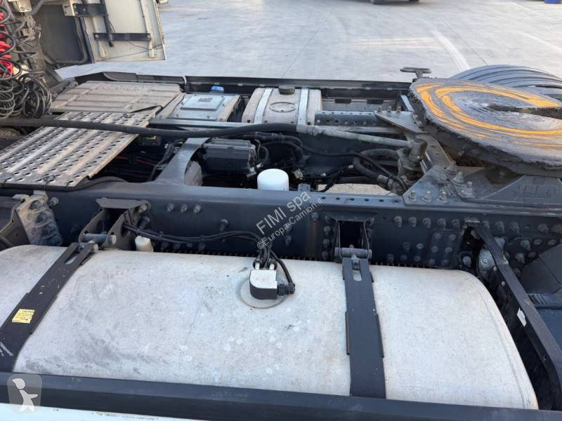Cabeza tractora Volvo 500 Globetrotter