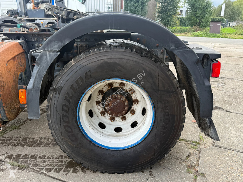 Nyergesvontató Renault 380 DXI