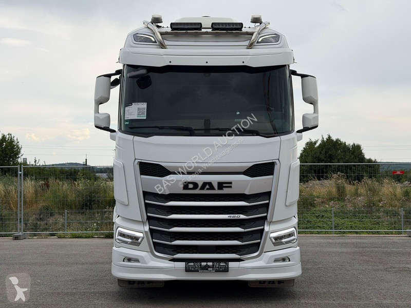 Nyergesvontató DAF 480