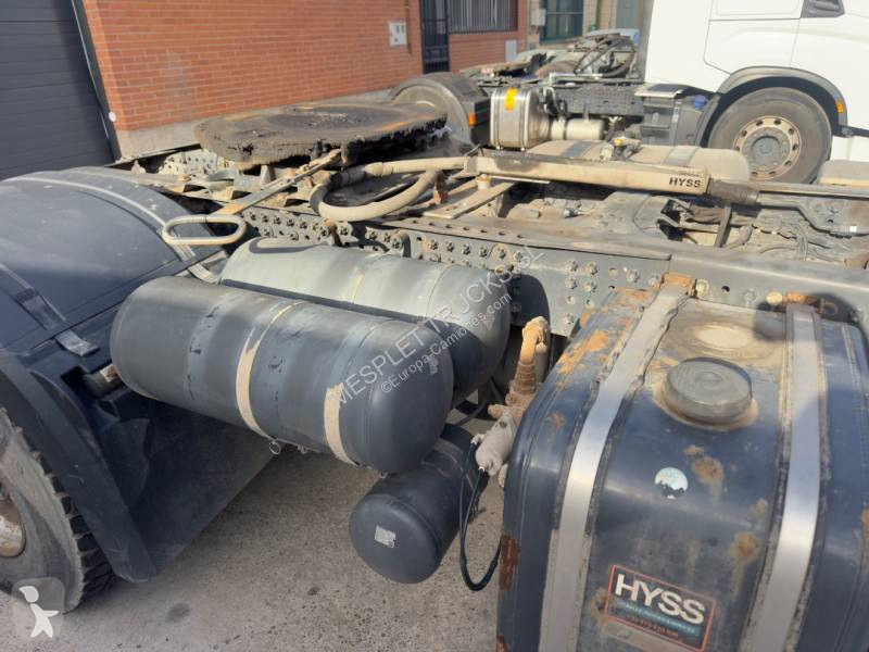 Cabeza tractora Mercedes 2145 AK