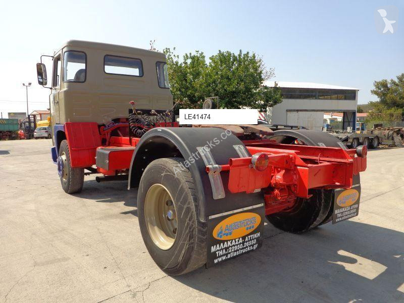 Tractor Scania 111