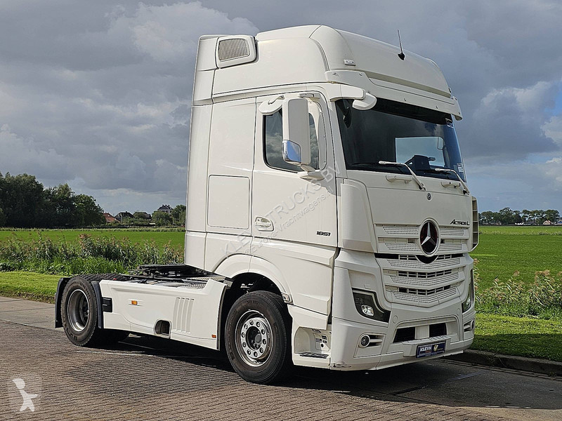 Nyergesvontató Mercedes ACTROS 1851  GIGASPACE...