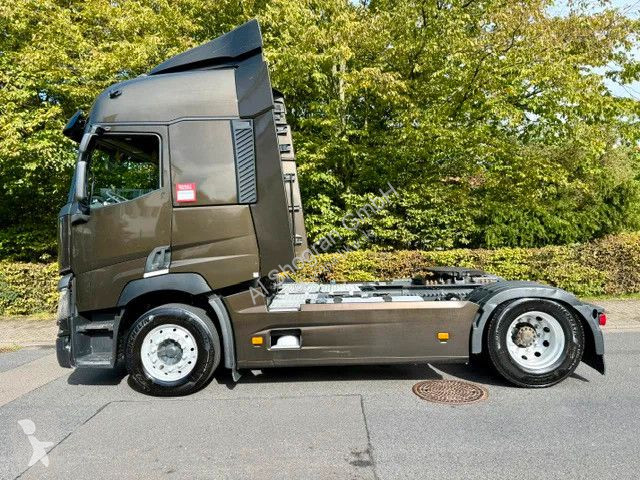 Cap tractor Renault T460 Sleepercab / Euro 6 /...