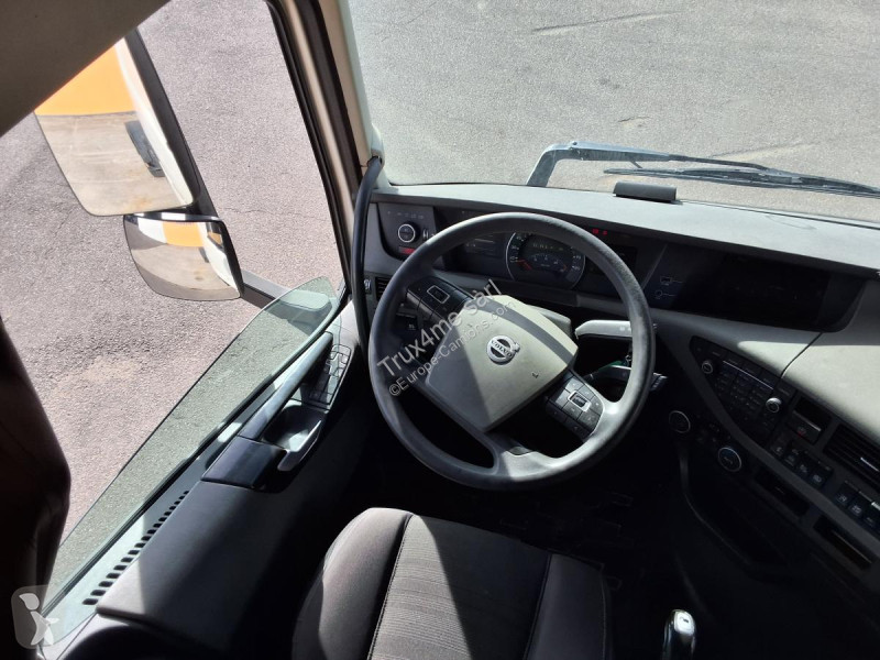 Tractor Volvo 500