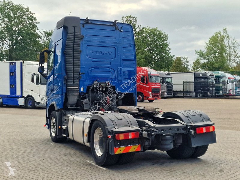 Tratores Volvo 13500 Globetrotter 4x2 -...
