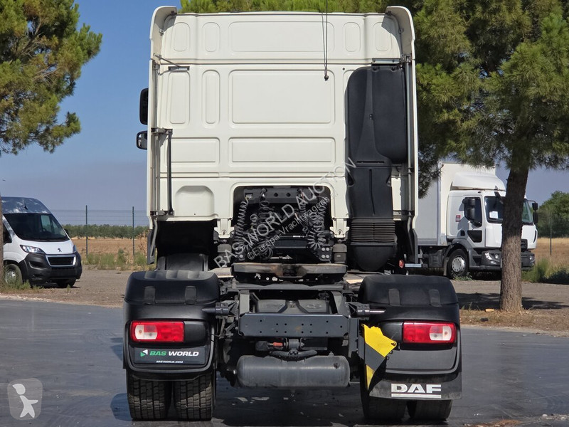 Cap tractor DAF 480