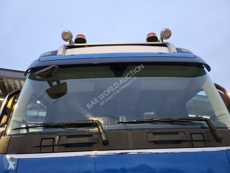 Tracteur Volvo 500
