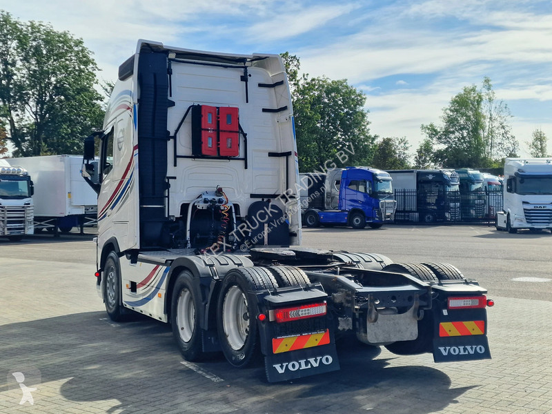 Cap tractor Volvo 13500 Globetrotter XL 6x2 -...