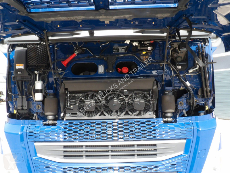 Cap tractor Volvo 460-VOITH...