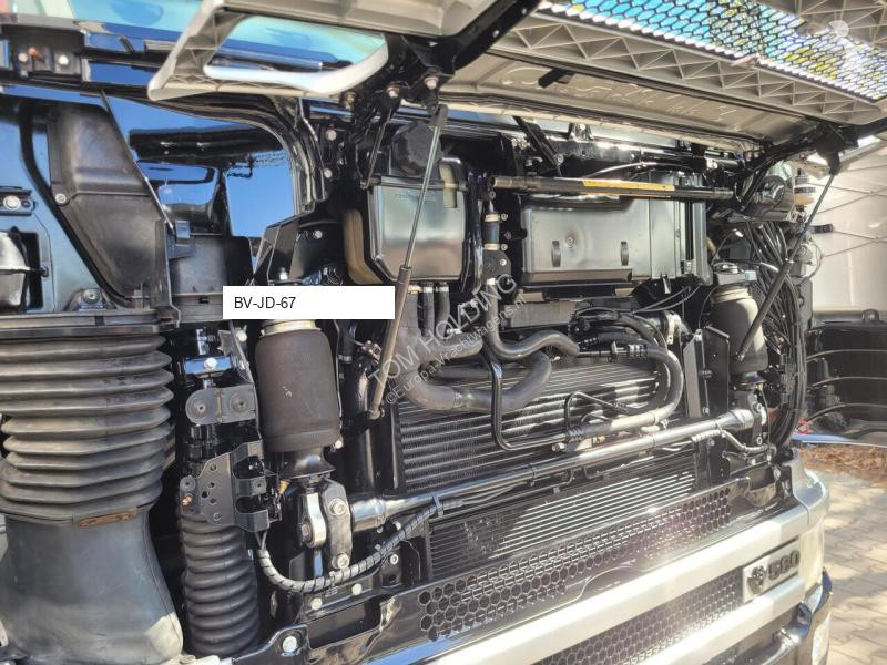 Cap tractor Scania R164-580 V8 full restored...