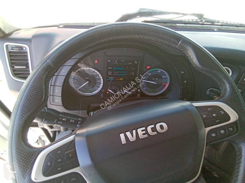 Cap tractor Iveco 530