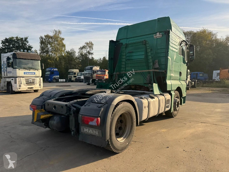 Cap tractor MAN 18.430