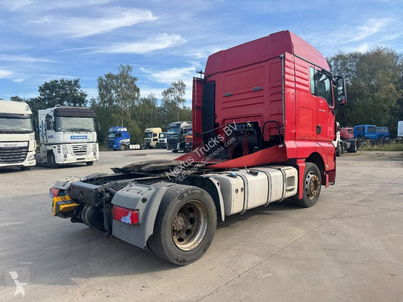 Cap tractor MAN 18.440