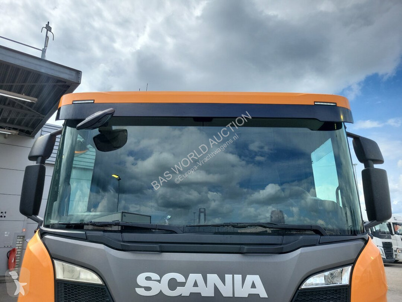Ciągnik siodłowy Scania 450