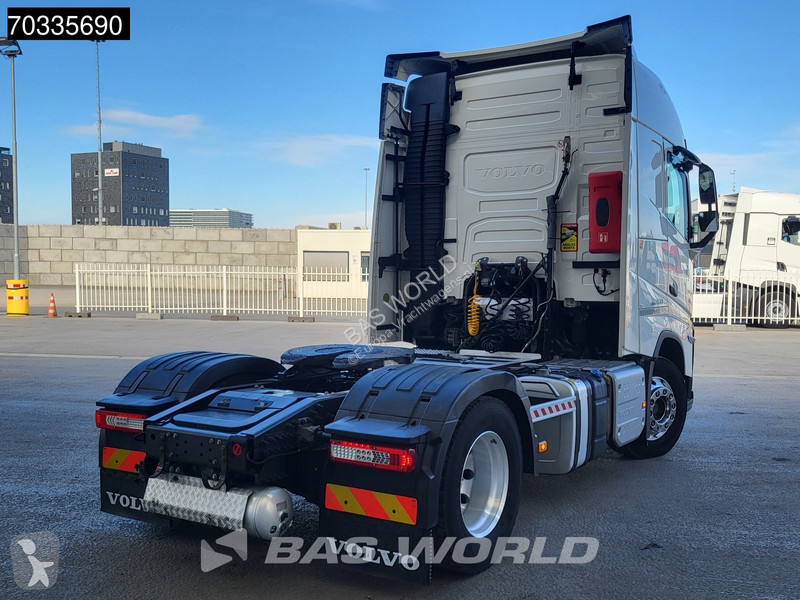 Тягач Volvo 460  4X2 LNG! ADR 2x Tanks...