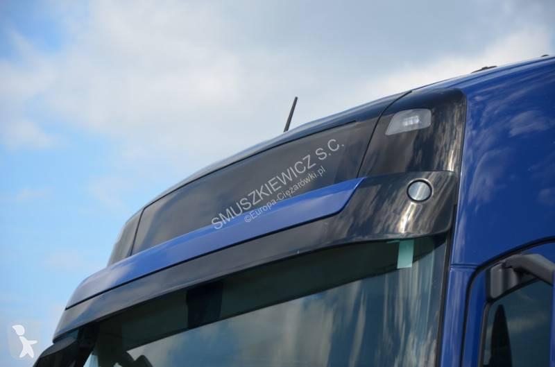 Ciągnik siodłowy Volvo 460 Globetrotter