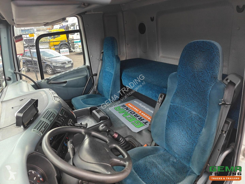 Тягач DAF 310 4x2 Sleeper Euro3 - Manual...